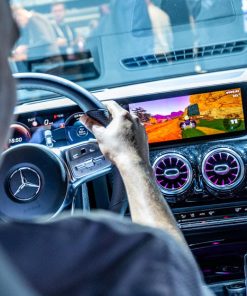 Coding mở tính năng xem video khi chạy xe Mercedes d1store.vn