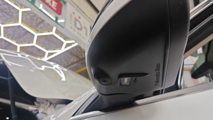 Tại sao nên lắp camera 360 Mercedes chính hãng?