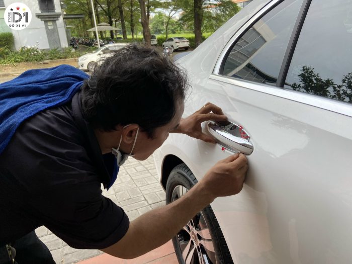 bộ chén cửa xe mercedes