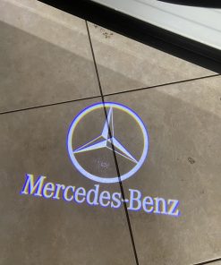 đèn logo rọi cửa xe mercedes