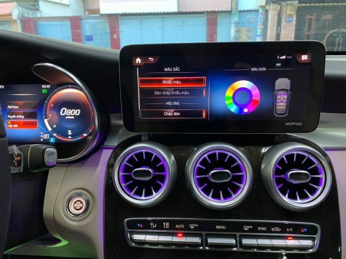 Man-hinh-dong-ho-lcd-dien-tu-Mercedes-C-GLC-d1store.vn-4