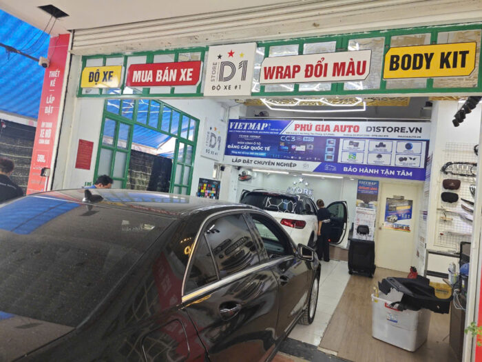 phanh khoảng cách mercedes