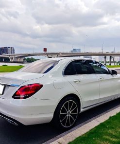 Mercedes-Benz C200 Exclusive 2021 lướt - Ảnh 3